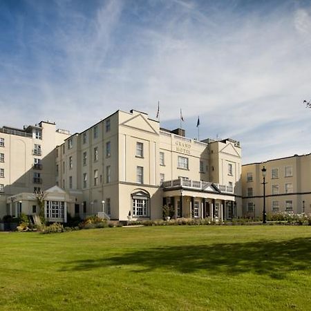 Hotel The Grand Malahide Esterno foto