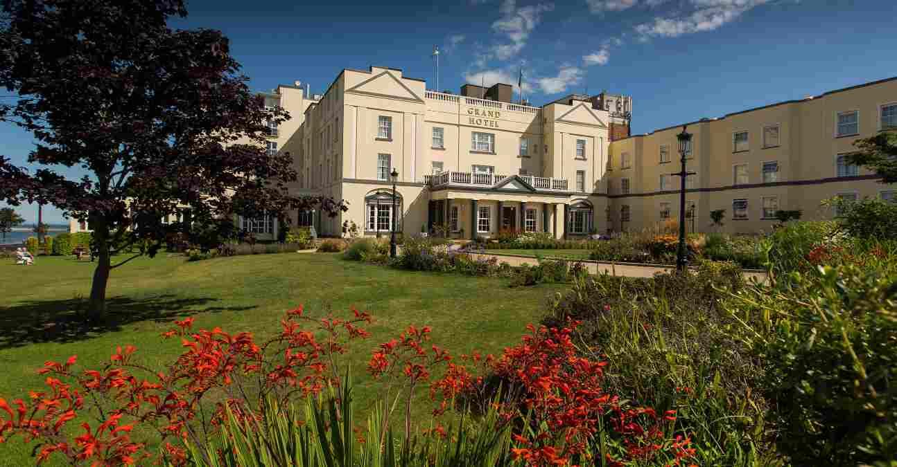 Hotel The Grand Malahide Esterno foto
